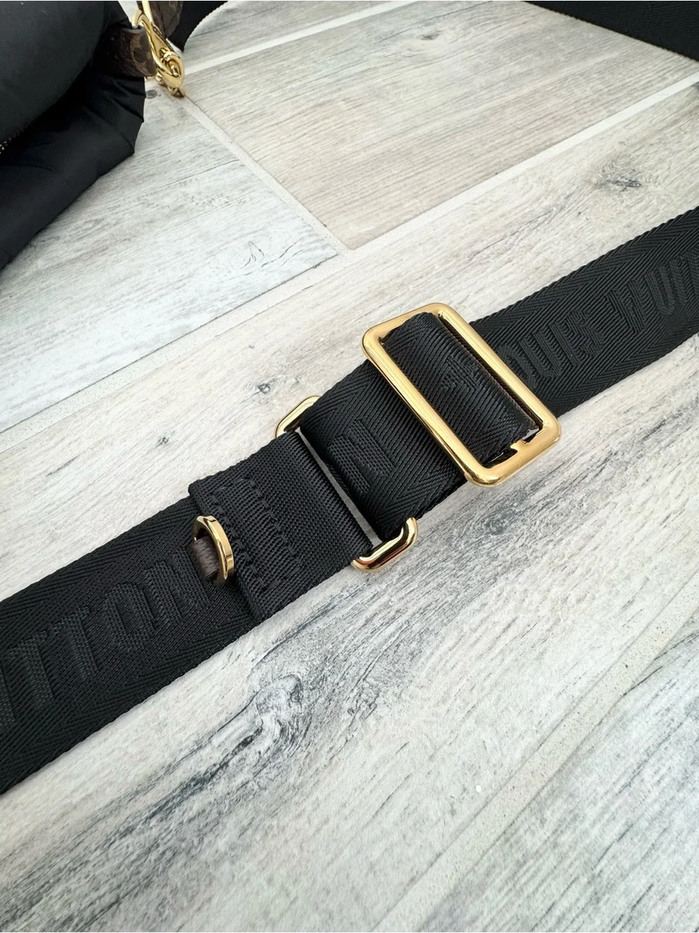 Louis Vuitton Black Maxi Pillow Crossbody Pochette #0074